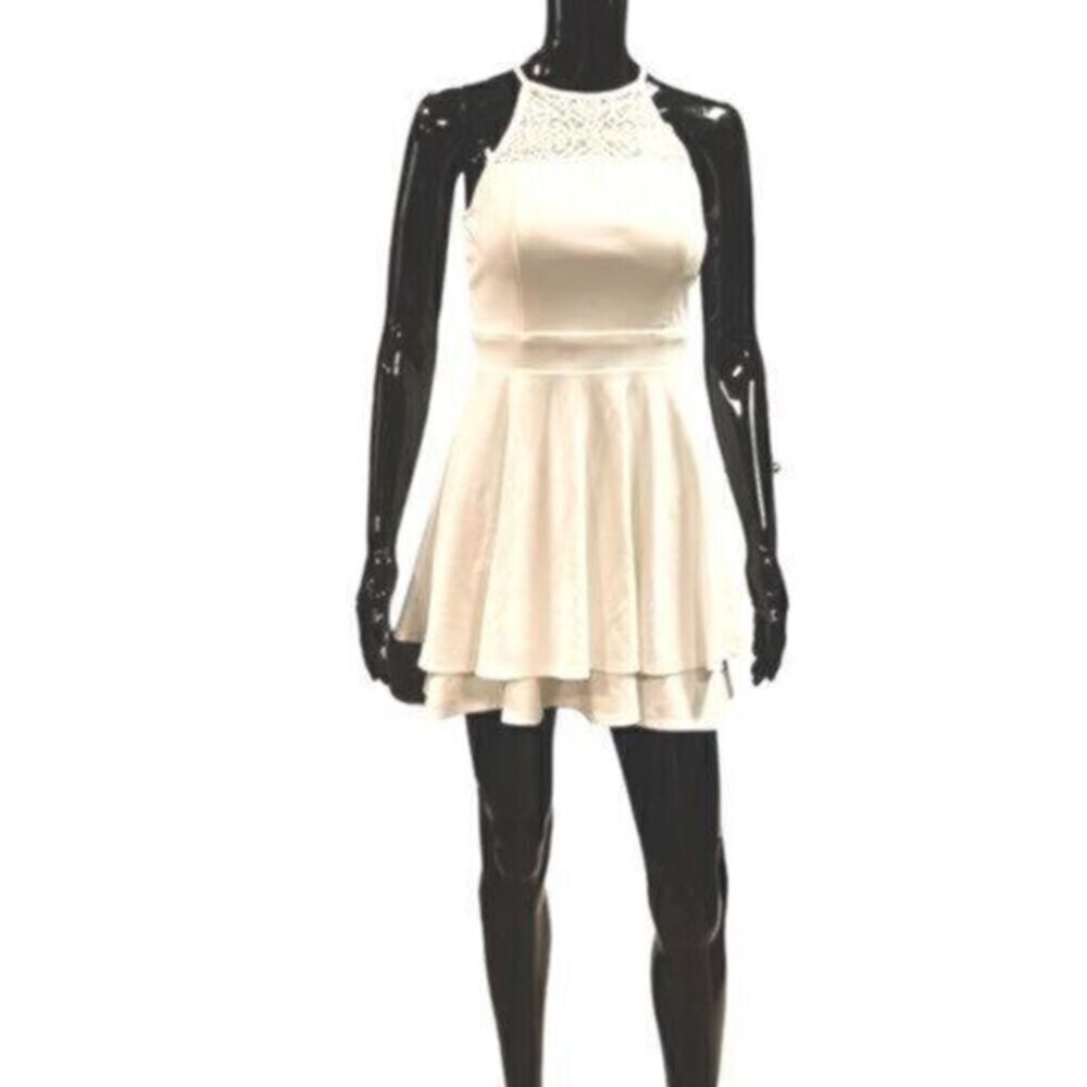 Emerald Sundae white halter top dress size small